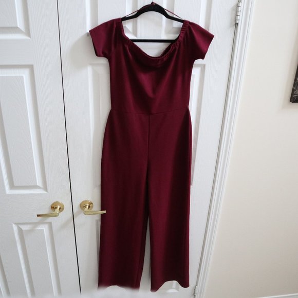 Off-Shoulder Jumpsuit (Long) - Picture 1 of 3
